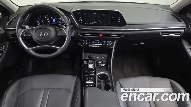 Hyundai Sonata 2019 — Фото 7/20