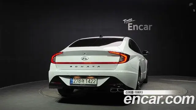Hyundai Sonata 2022 — Фото 4/20
