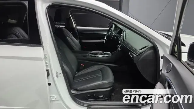 Hyundai Sonata 2022 — Фото 11/20