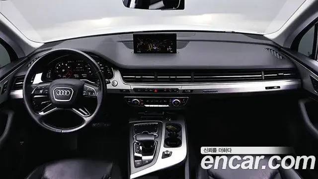 Audi Q7 2019 — Фото 10/19