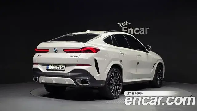 BMW X6 2023 — Фото 2/20