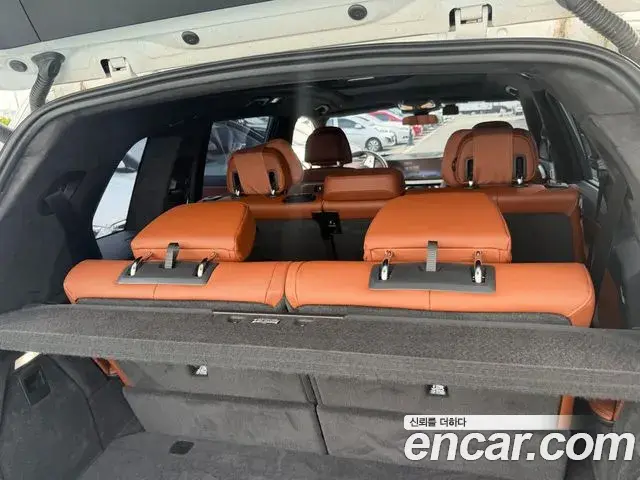 BMW X7 2025 — Фото 9/11