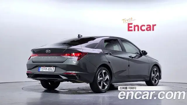 Hyundai Avante 2021 — Фото 1/20