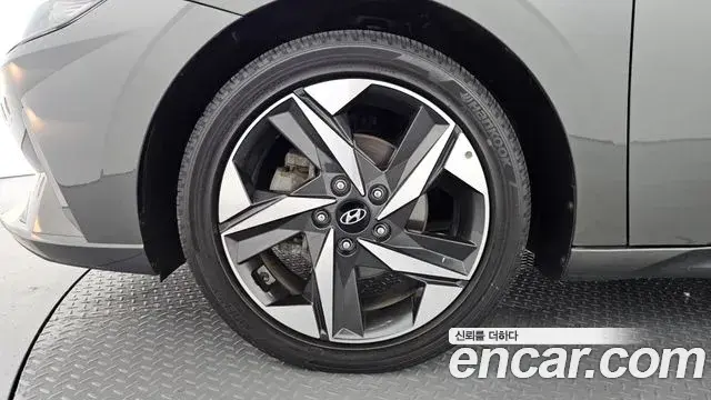 Hyundai Avante 2021 — Фото 4/20