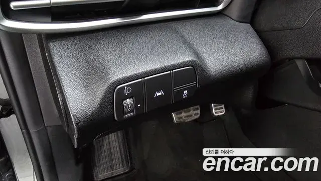 Hyundai Avante 2021 — Фото 19/20