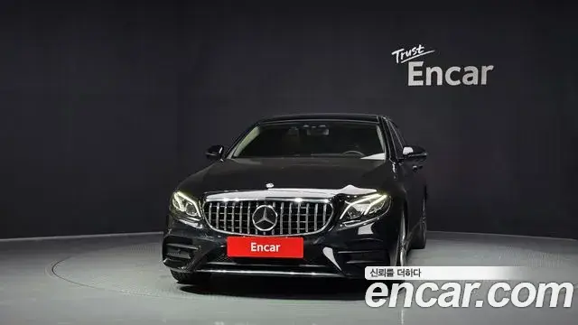 Mercedes-Benz E-Class 2019 — Фото 3/20