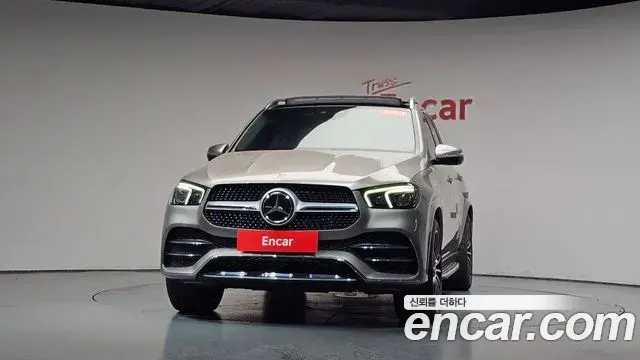 Mercedes-Benz GLE-Class 2022 — Фото 3/20