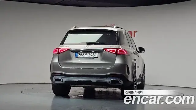 Mercedes-Benz GLE-Class 2022 — Фото 4/20