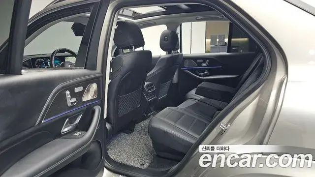 Mercedes-Benz GLE-Class 2022 — Фото 12/20