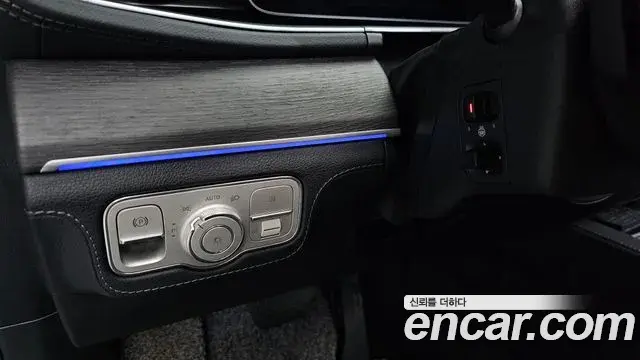 Mercedes-Benz GLE-Class 2022 — Фото 14/20