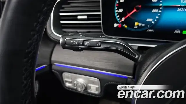 Mercedes-Benz GLE-Class 2022 — Фото 15/20