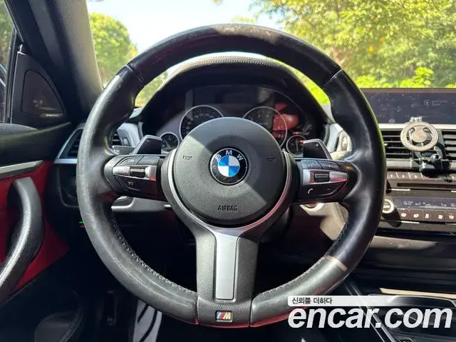 BMW 4 Series 2018 — Фото 8/20
