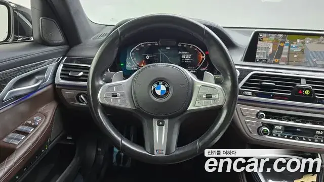 BMW 7 Series 2021 — Фото 13/20