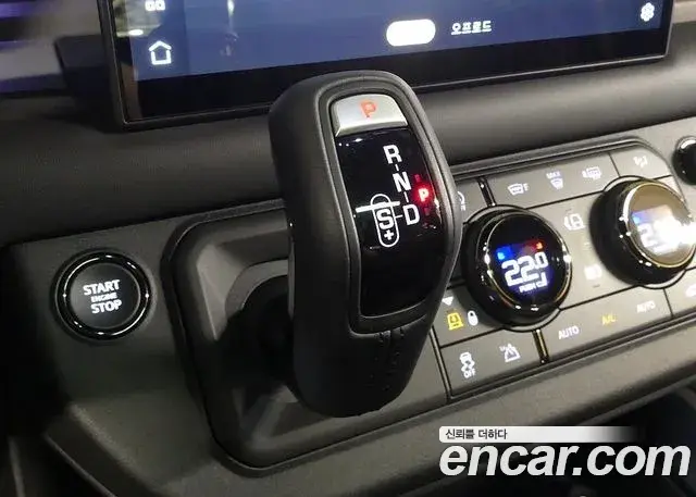 Land Rover Defender 2025 — Фото 10/20