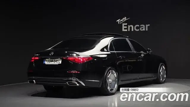 Mercedes-Benz S-Class 2023 — Фото 2/20