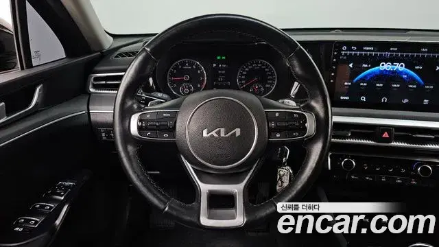 Kia K5 2023 — Фото 14/20