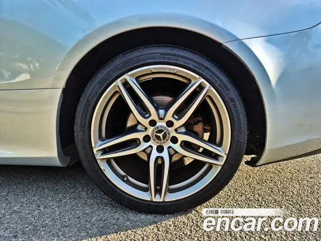 Mercedes-Benz E-Class 2019 — Фото 20/20