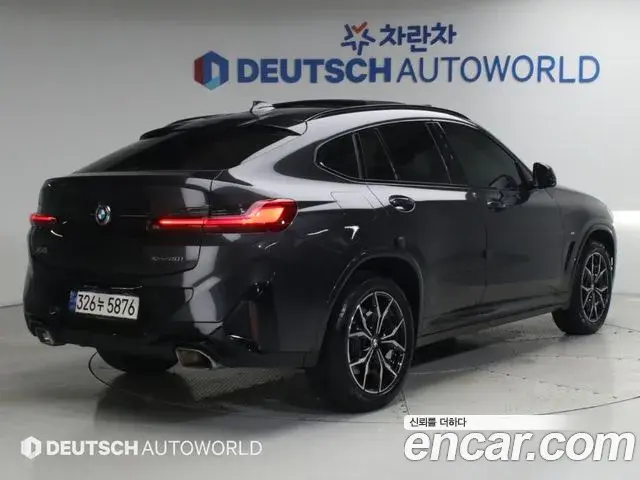 BMW X4 2024 — Фото 1/20