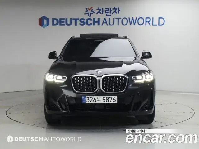 BMW X4 2024 — Фото 2/20