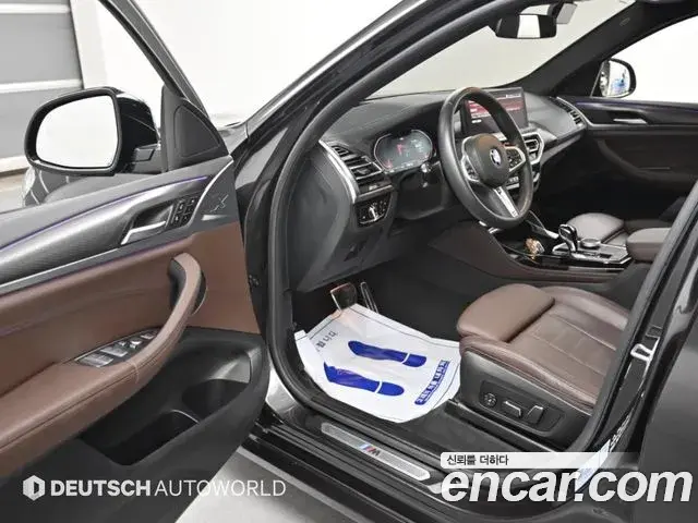 BMW X4 2024 — Фото 10/20