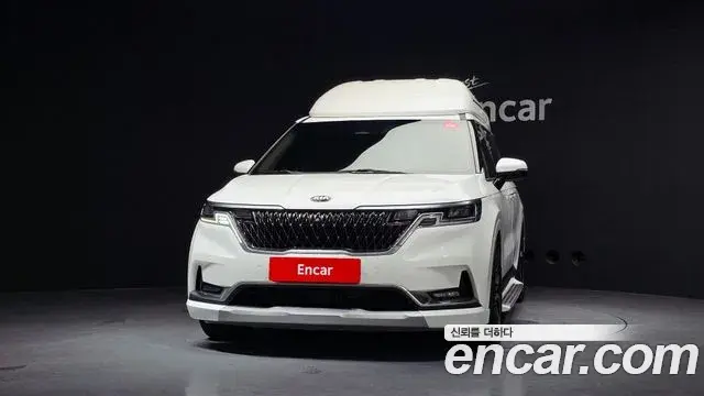 Kia Carnival 2021 — Фото 3/20