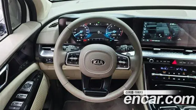 Kia Carnival 2021 — Фото 14/20