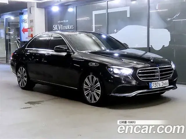 Mercedes-Benz E-Class 2021 — Фото 20/20