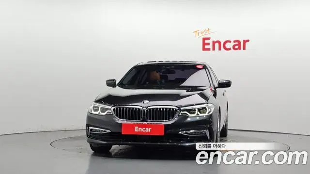 BMW 5 Series 2018 — Фото 3/20