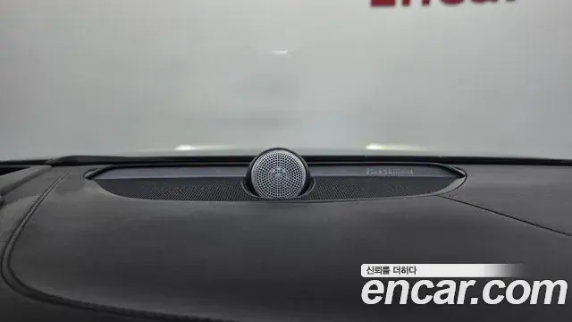 Volvo S90 2019 — ფოტო 23/39