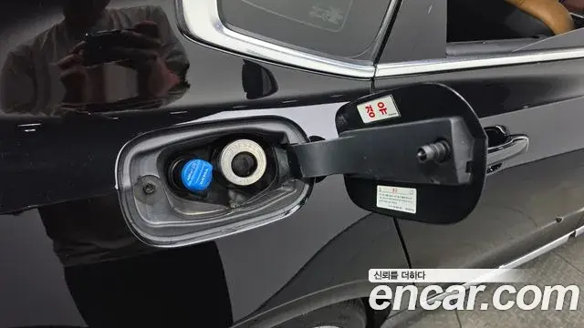 Volvo S90 2019 — ფოტო 30/39