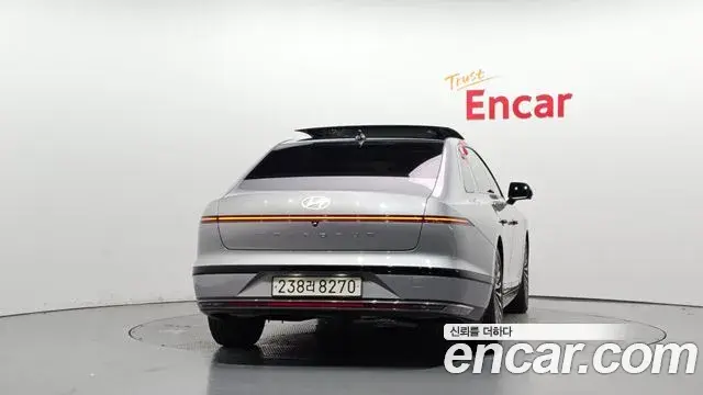 Hyundai Grandeur 2022 — Фото 4/20