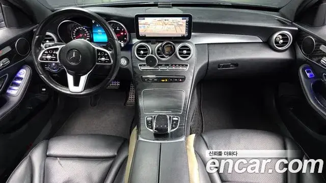 Mercedes-Benz C-Class 2019 — Фото 7/20