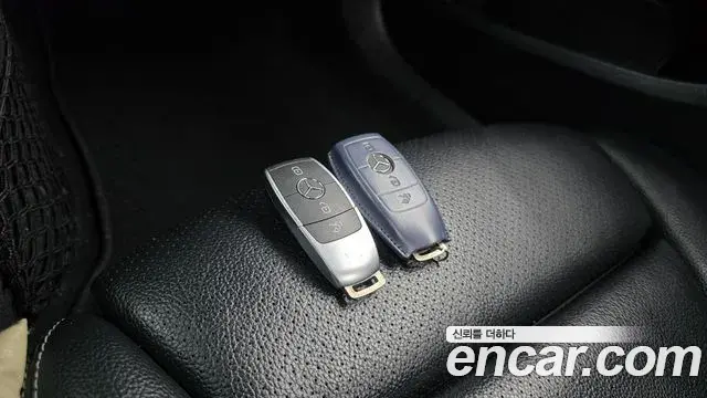 Mercedes-Benz C-Class 2019 — Фото 17/20