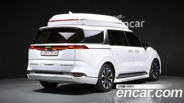 Kia Carnival 2021 — Фото 1/20