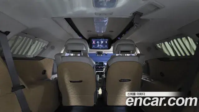 Kia Carnival 2021 — Фото 19/20