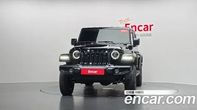 Jeep Wrangler 2022 — Фото 3/20