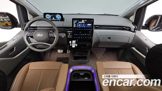 Hyundai Staria 2024 — Фото 7/20