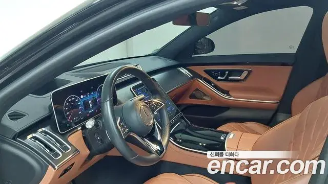 Mercedes-Benz S-Class 2023 — Фото 8/20