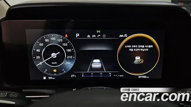 Kia Carnival 2022 — Фото 8/20