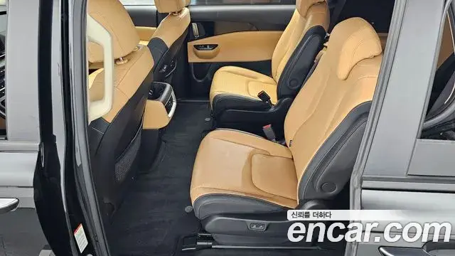 Kia Carnival 2022 — Фото 11/20