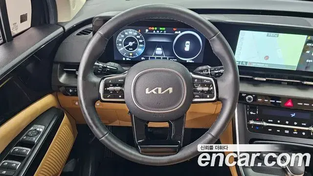 Kia Carnival 2022 — Фото 13/20