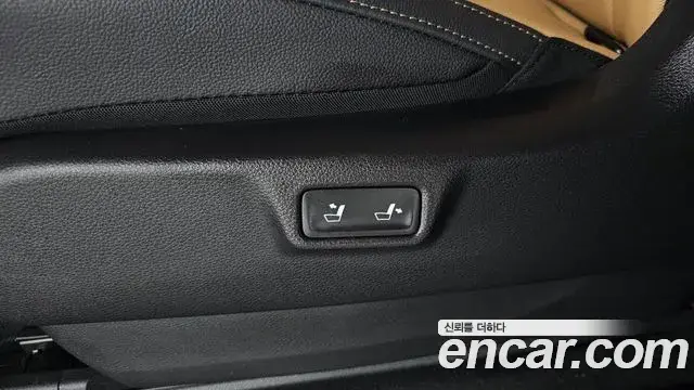 Kia Carnival 2022 — Фото 15/20