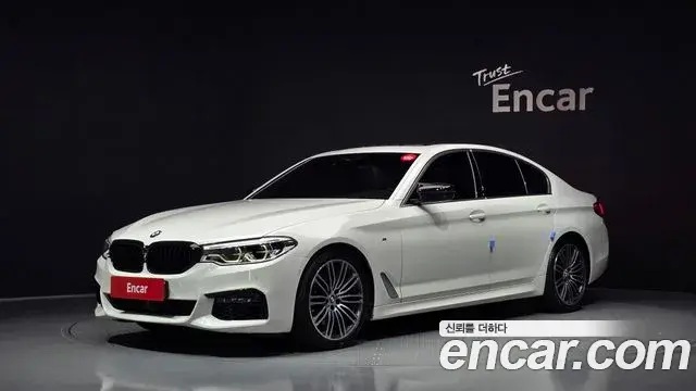 BMW 5 Series 2019 — Фото 2/20