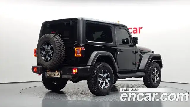 Jeep Wrangler 2022 — Фото 2/20