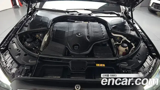 Mercedes-Benz S-Class 2023 — Şəkil 17/43