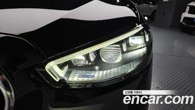 Mercedes-Benz S-Class 2023 — Şəkil 1/43