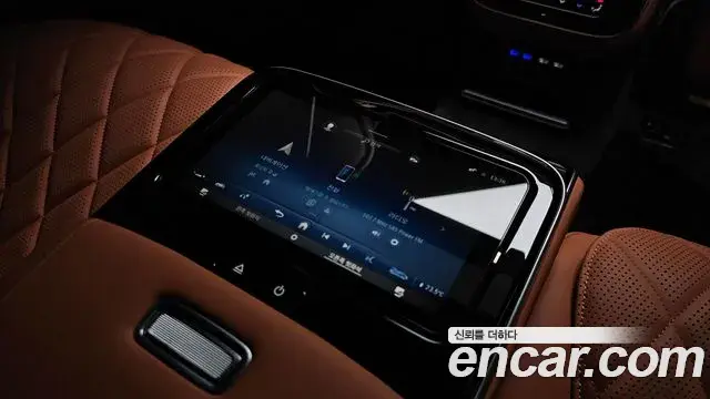 Mercedes-Benz S-Class 2023 — Şəkil 35/43