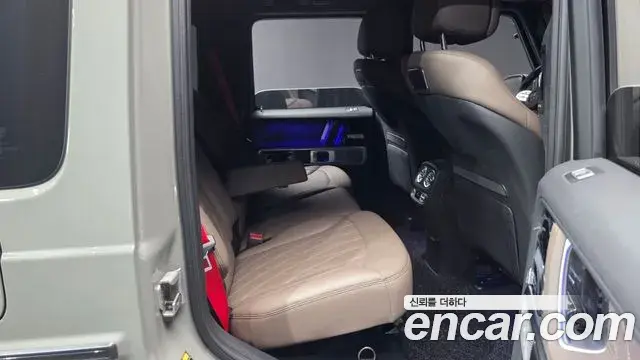 Mercedes-Benz G-Class 2024 — Photo 36/37