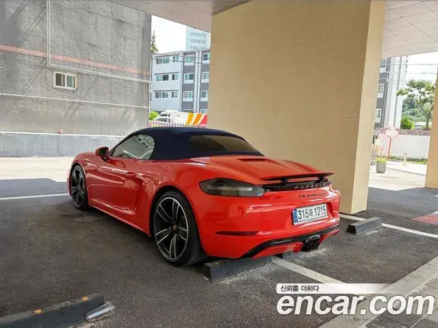 Porsche 718 Boxster 2018 — Şəkil 17/20