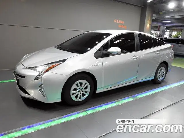 Toyota Prius 2018 — Şəkil 4/20